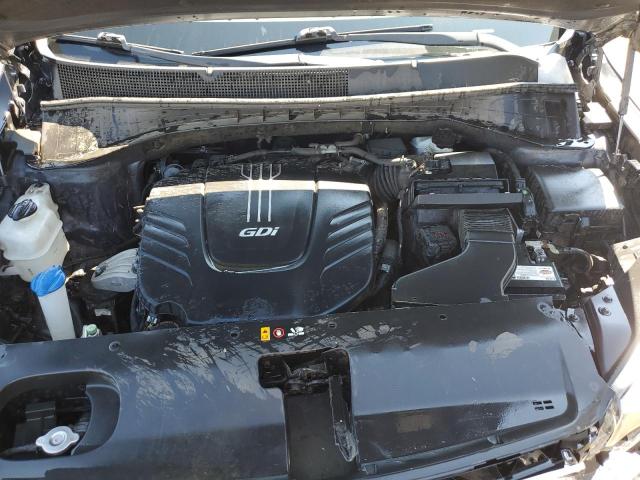 Фото 12 - KIA SORENTO