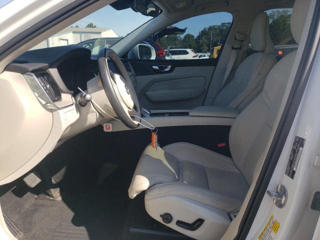 VOLVO XC60 B5 IN 2022 VIN YV4L12DL5N1033309