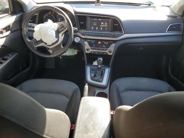 Фото 8 - HYUNDAI ELANTRA