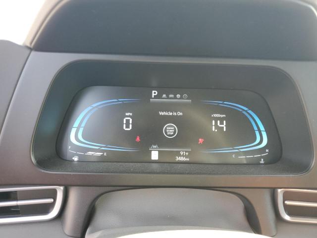 Фото 9 - HYUNDAI ELANTRA