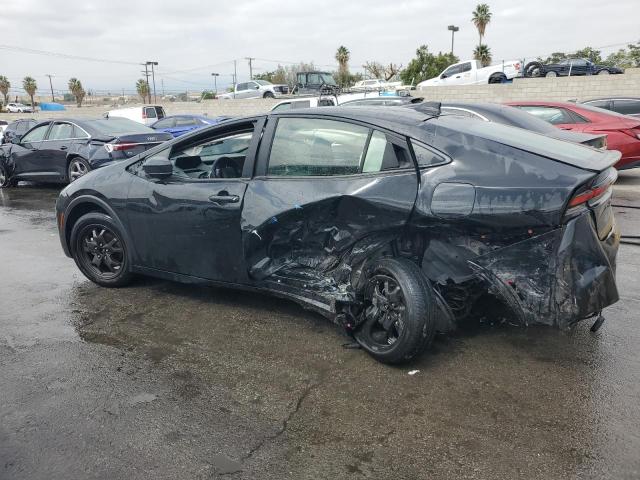 Фото 2 - TOYOTA PRIUS