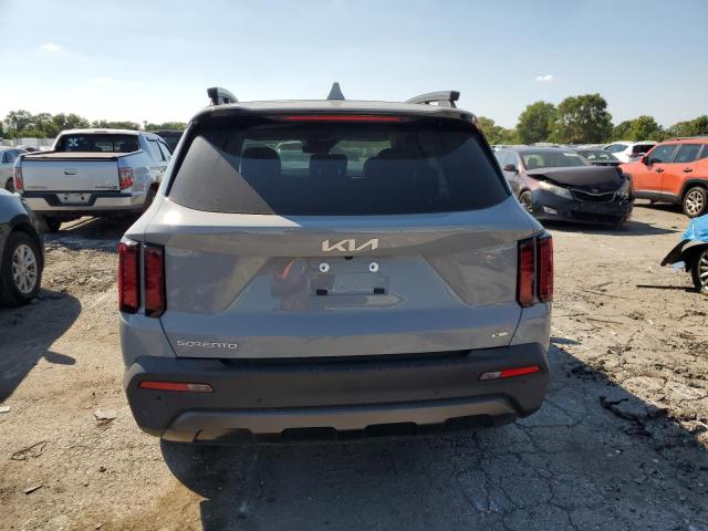 Фото 6 - KIA SORENTO