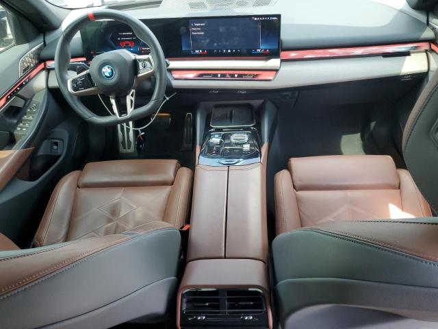 Фото 8 - BMW I5 M60