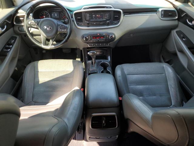 Фото 8 - KIA SORENTO