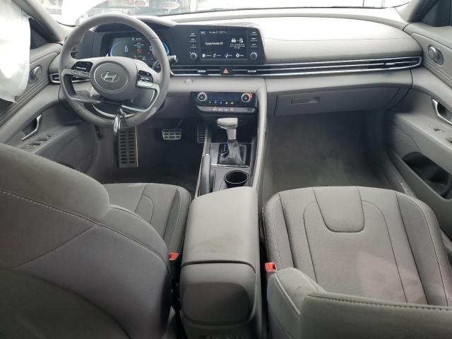 Фото 8 - HYUNDAI ELANTRA