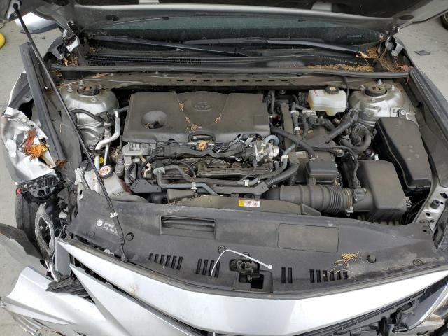 Фото 11 - TOYOTA CAMRY