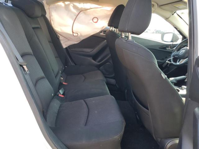 Фото 10 - MAZDA 3