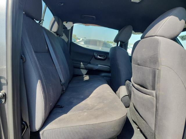 Фото 10 - TOYOTA TACOMA