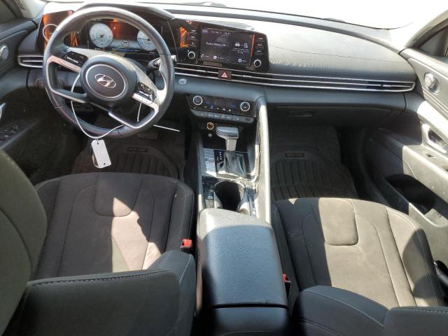 Фото 8 - HYUNDAI ELANTRA