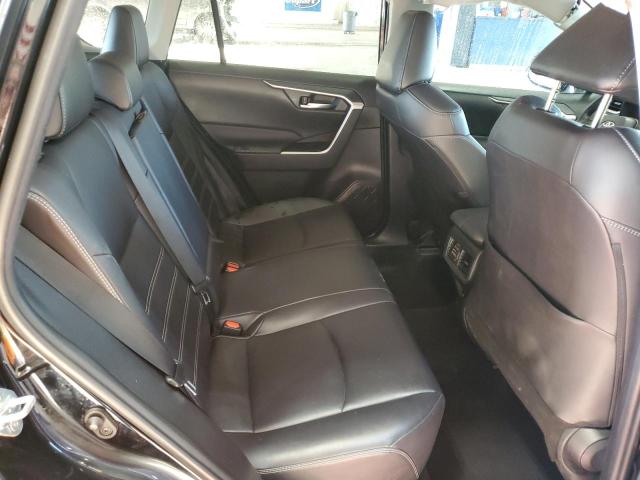 Фото 11 - TOYOTA RAV4