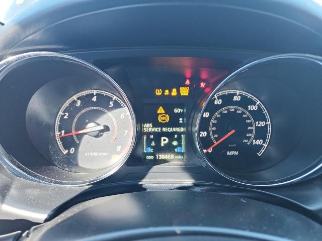 Фото 9 - MITSUBISHI OUTLANDER