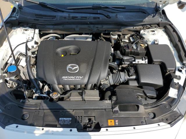 Фото 11 - MAZDA 3