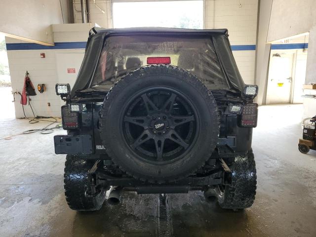 Фото 6 - JEEP WRANGLER