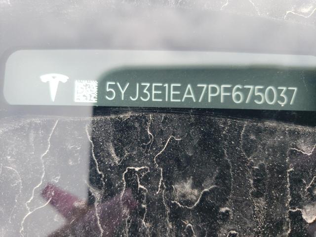 Фото 12 - TESLA MODEL 3