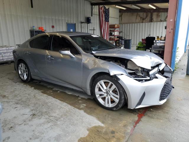 Фото 4 - LEXUS IS