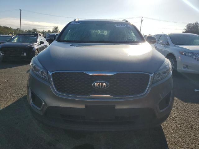 Фото 5 - KIA SORENTO