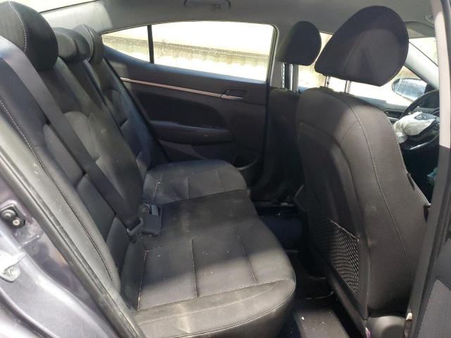 Фото 10 - HYUNDAI ELANTRA