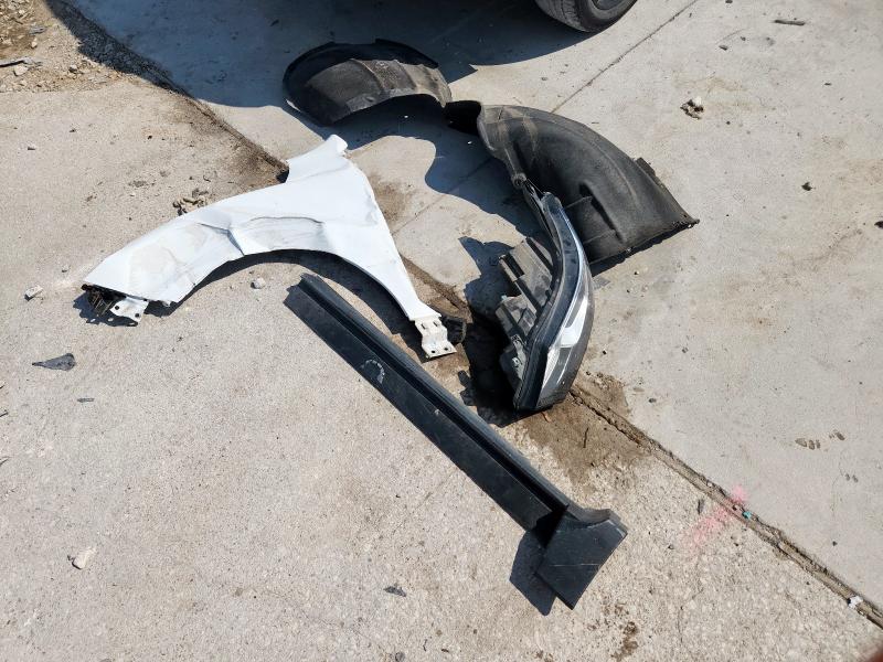 Фото 13 - CHEVROLET EQUINOX