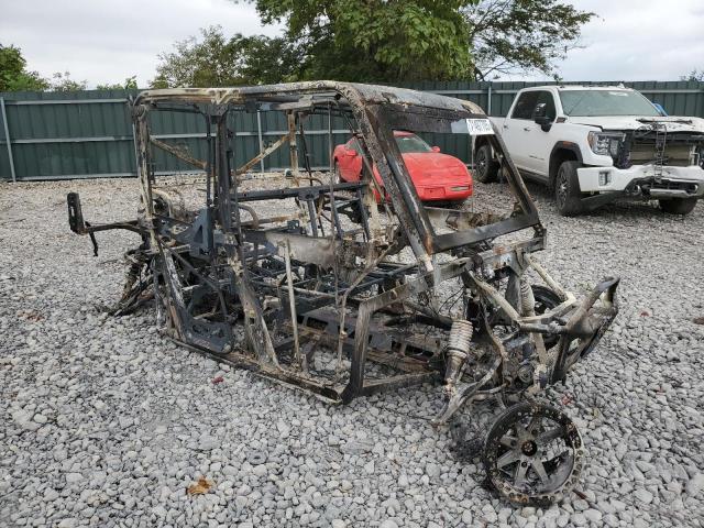 CAN-AM DEFENDER M 2021