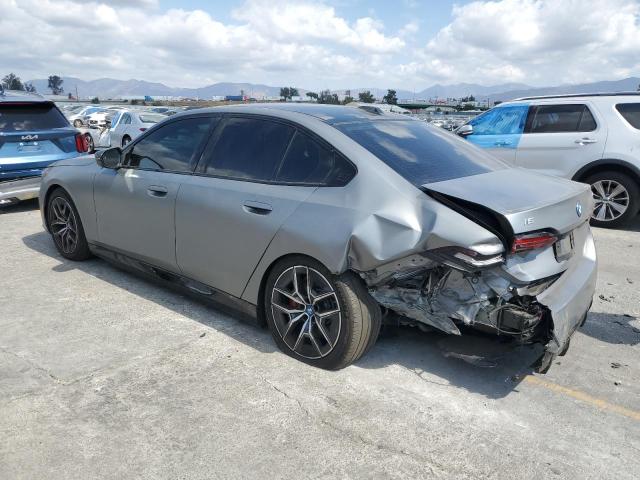 Фото 2 - BMW I5 M60