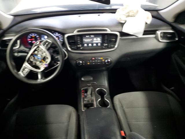 Фото 8 - KIA SORENTO