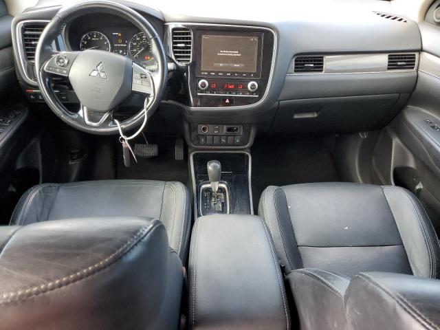 Фото 8 - MITSUBISHI OUTLANDER