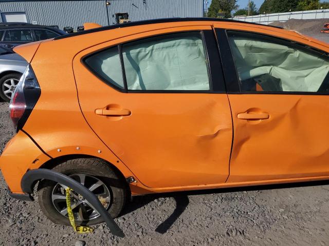 Фото 10 - TOYOTA PRIUS