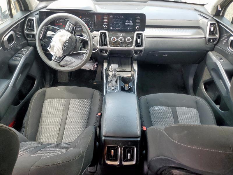 Фото 8 - KIA SORENTO