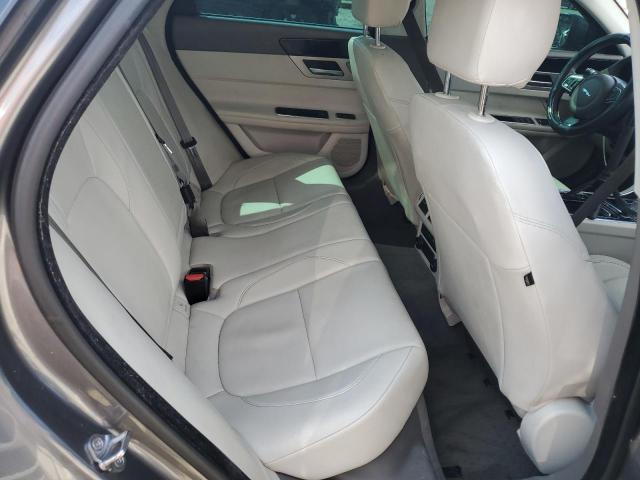 Фото 10 - JAGUAR XF