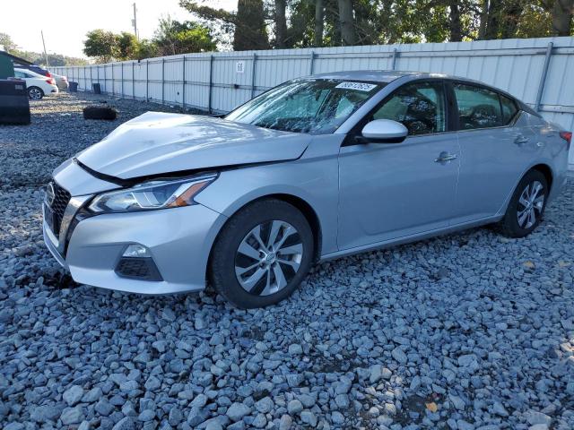 Фото 1 - NISSAN ALTIMA