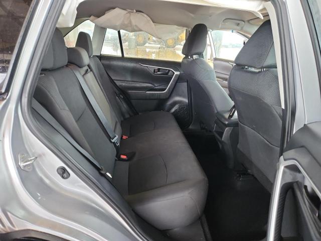 Фото 11 - TOYOTA RAV4