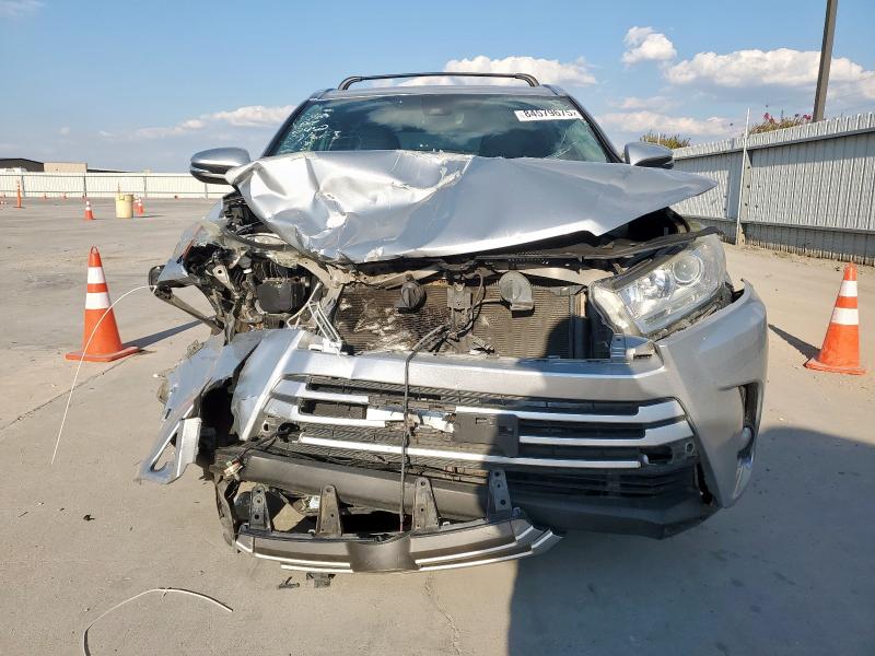 Фото 5 - TOYOTA HIGHLANDER