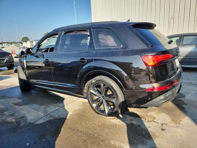 Фото 2 - AUDI Q7