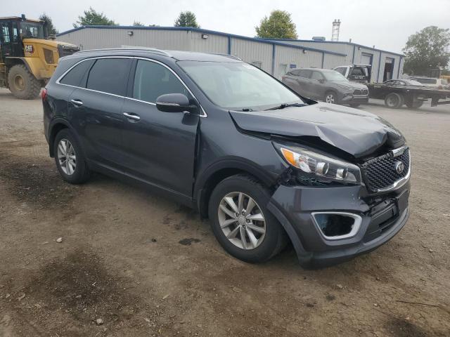 Фото 4 - KIA SORENTO