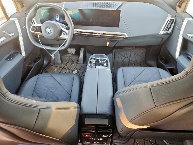 BMW IX XDRIVE5 2025 VIN WB523CF08SCS46185