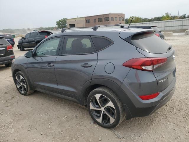 Фото 2 - HYUNDAI TUCSON