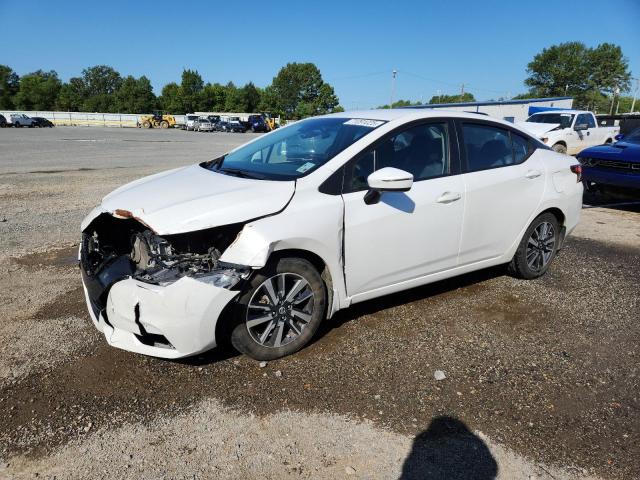 Фото 1 - NISSAN VERSA