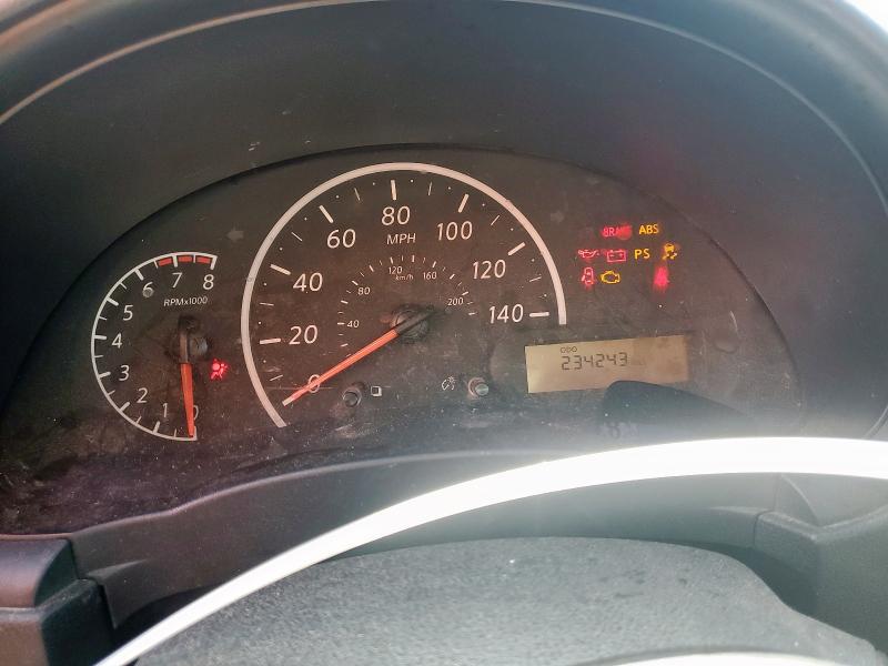 Фото 9 - NISSAN VERSA