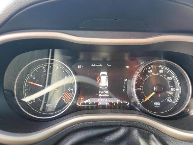 Фото 9 - JEEP GRAND CHER