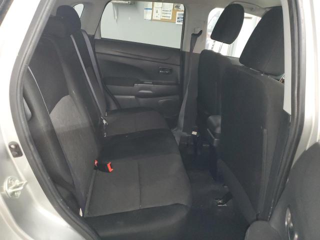 Фото 11 - MITSUBISHI OUTLANDER