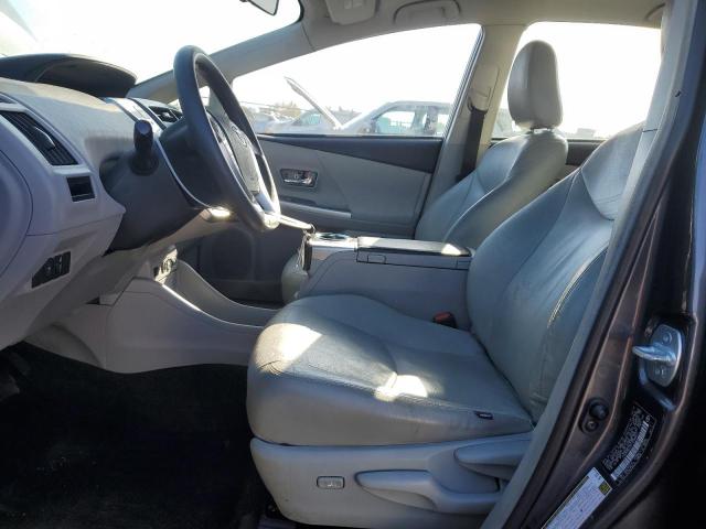 Фото 7 - TOYOTA PRIUS