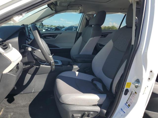 Фото 7 - TOYOTA RAV4