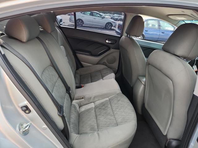 Фото 10 - KIA FORTE