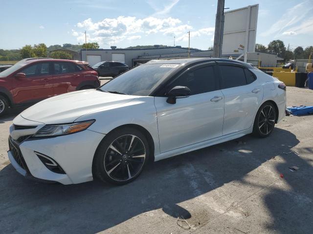 Фото 1 - TOYOTA CAMRY