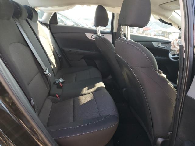 Фото 10 - KIA FORTE