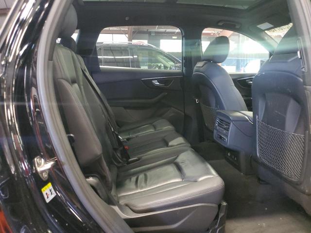 Фото 11 - AUDI Q7