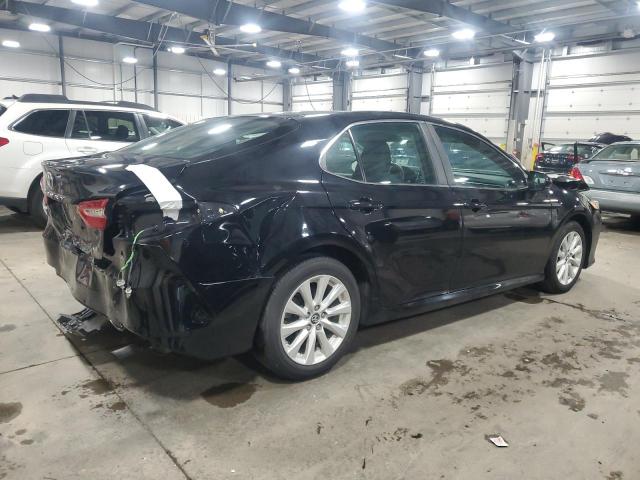 Фото 3 - TOYOTA CAMRY