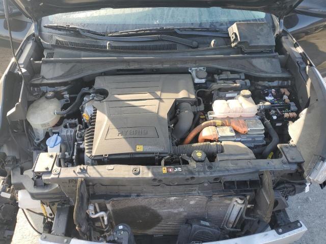 Фото 11 - KIA NIRO