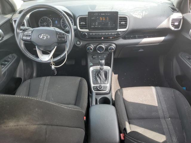 Фото 8 - HYUNDAI VENUE