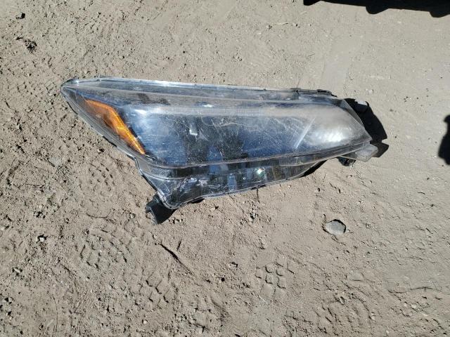 Фото 12 - NISSAN LEAF